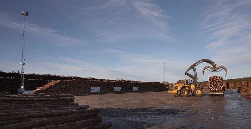 VOLVO CE TESTS WORLD’S FIRST HIGH-LIFT TELE-OPERATION OVER 5G